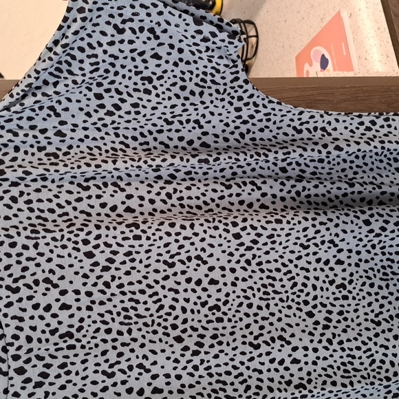 ♥️New gray leopard print tunic - Picture 12 of 12